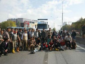 E-5i trafiğe kapattılar