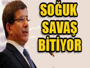 Davutoğlu: Ortadoğuda soğuk savaş bitiyor