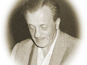 Babasının yasaklı kitabını oğlu basmak istiyor