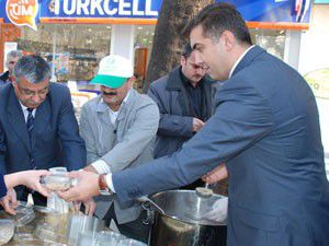 Meram Belediyesinden aşure ikramı
