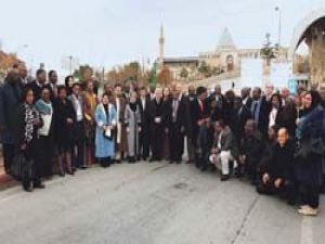 Afrikalı 54 bakan Mevlânânın Gel çağrısına kulak verdi