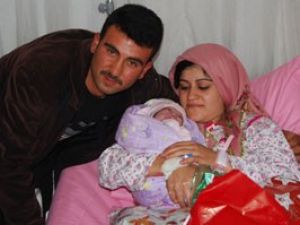 Konyada yeni yılın ilk bebeği