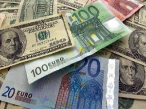 Dolar 1,8570 liradan güne başladı