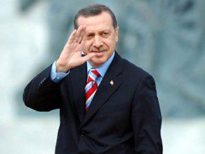 AK Partiyi geri çekmeye çalışıyorlar