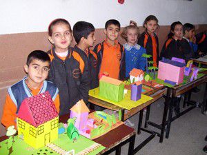 Karapınarlı minik öğrencilerin görsel sanat şöleni