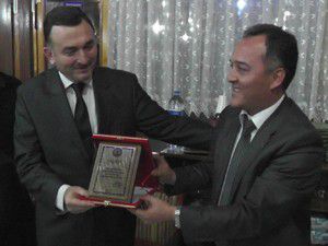 Belediye işçilerinin toplu iş sözleşmesi sevinci