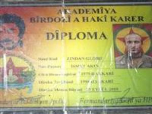 PKK diploma dağıtıyor