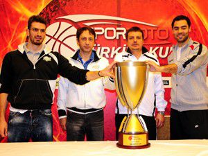 Finali hak eden iki takım karşılaşacak