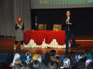 Büyükşehirden Aile konferansı