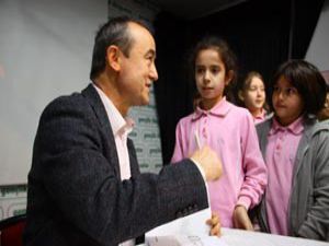 Her Ay Bir Yazar Bir Söyleşi