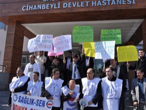 Cihanbeylide sağlıkçılardan döner sermaye eylemi