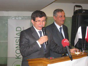 KONSİAD toplantısı yapıldı, DAVUTOĞLU üye oldu