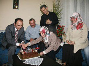 Altaydan doğum günü sürprizi