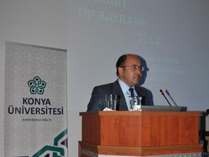 Konya Üniversitesi tıp bayramı paneli düzenledi