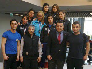 Selçuk Üniversitesi bilek güreşinde ödül aldı