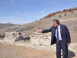 Antik tiyatroda kazı çalışmaları başlıyor