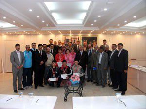 Meclis başarılı sporcuları ödüllendirdi