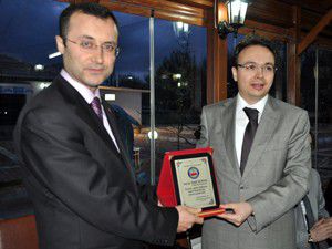 Başkan Önaldan Başsavcı Şenere veda yemeği