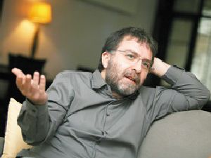 Ahmet Hakan Çileden Çıktı!