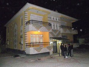Kuluda eve hırsız girdi