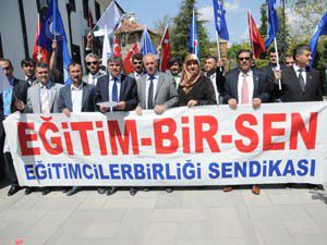 Eğitimciler ek ödeme istiyor
