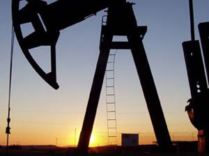 Çok tartışılan mayınlı arazide petrol bulundu