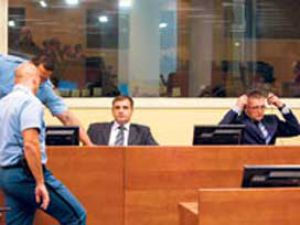 140 Müslüman yaktı, 30 yıl ceza aldılar