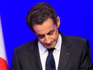 Sarkozy, Anayasa Mahkemesi üyesi oluyor