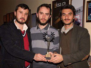 Selçuk İletişim ödül geleneğini bozmadı