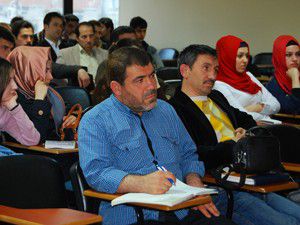 Araştırmacı-yazar Dr. Özönder seminer düzenledi