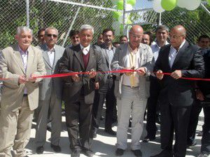 Karapınarda tenis kortu açıldı