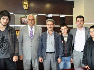 Yol-İş başarılı sporcuları altınla ödüllendirdi