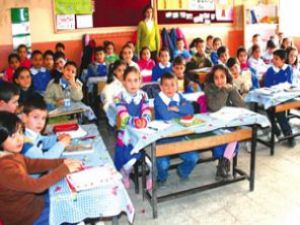 İsteyen başörtüsüyle girecek