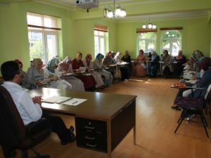 Bayan öğreticilere eğitim semineri