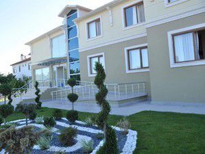Otel konforunda hasta konuk evi