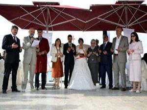 Emine Erdoğan Mehire nikah şahidi oldu