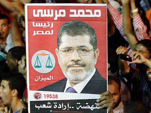 Tahrir Meydanında halka seslenecek