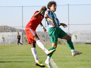 Konyaspor galibiyetle başladı