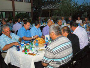 Akyürek nöbetçi ekiplerle iftarda buluştu