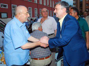 Büyükşehirin mahalle iftarları başladı