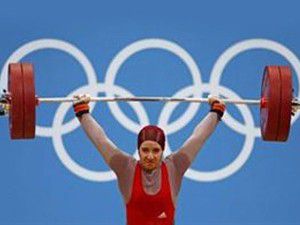 Olimpiyatlarda bir ilk: Türbanlı yarıştı