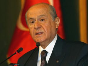 Önce Kandile Türk Bayrağını dikin