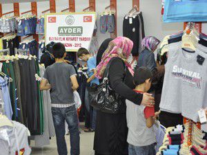 AYDERDEN yetimlere bayramlık