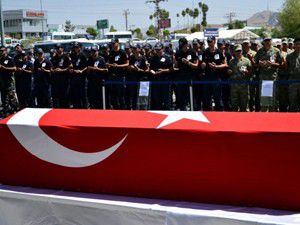 Şehit polise veda