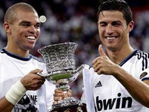 Real Madrid Süper Kupa ile güldü