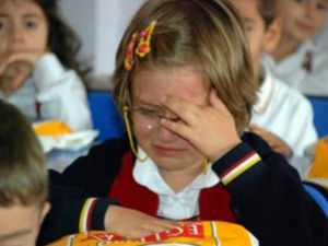 1. sınıflar bugün okullu oldu