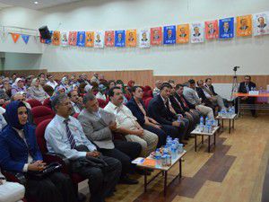 Ak Parti Danışma Meclisleri sürüyor