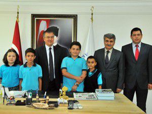 Öğrencilerden başkana ziyaret