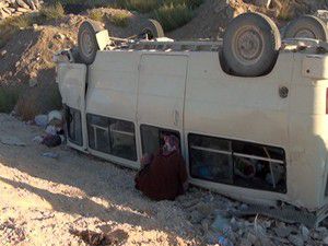 Tarım işçileri kaza yaptı: 17 yaralı