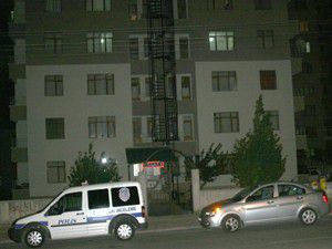 Üniversite öğrencisi 5. kattan atladı